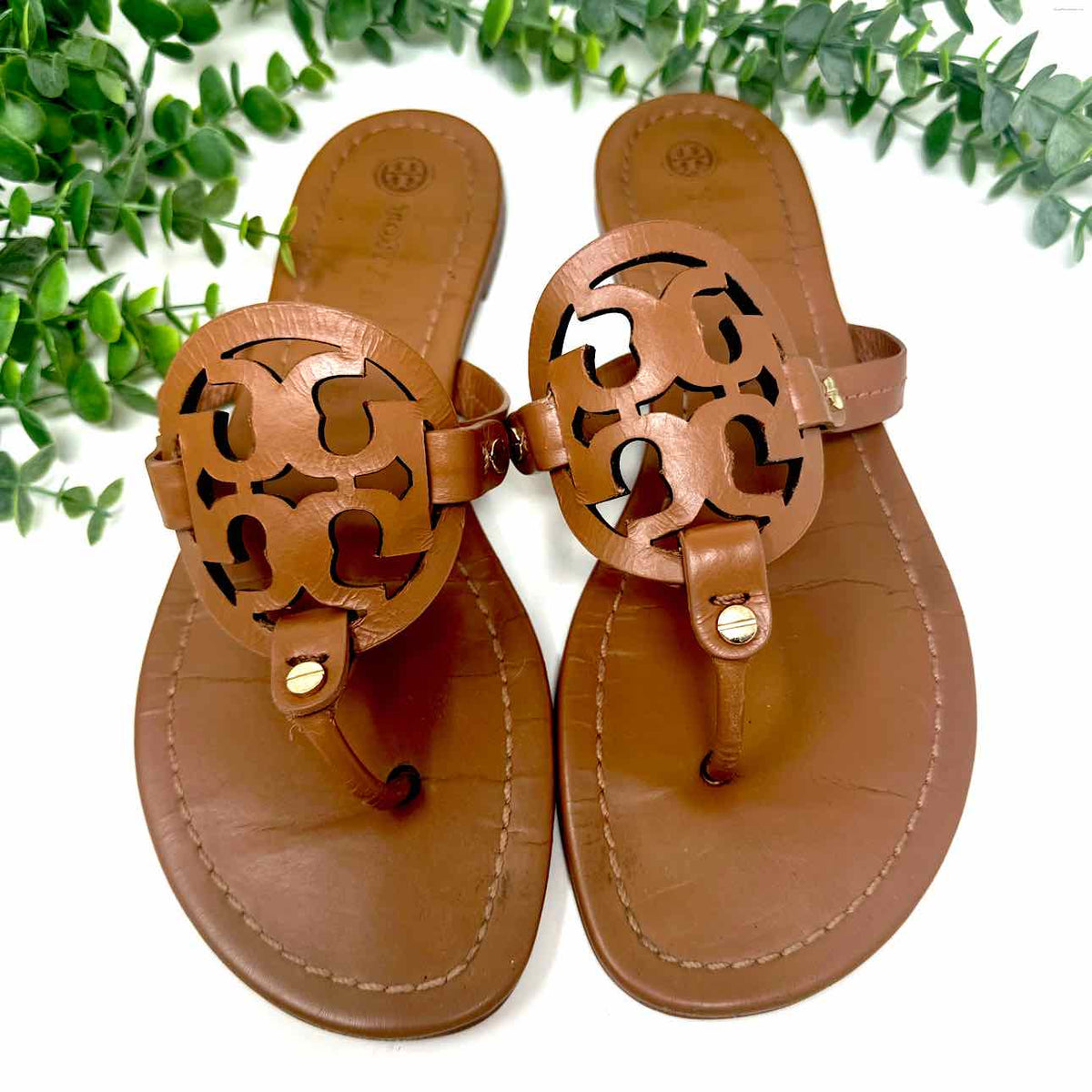 Tory Burch キャメル ロゴサンダル Size 9.5 Tory Burch Camel Sandals – Shop Prior Attire
