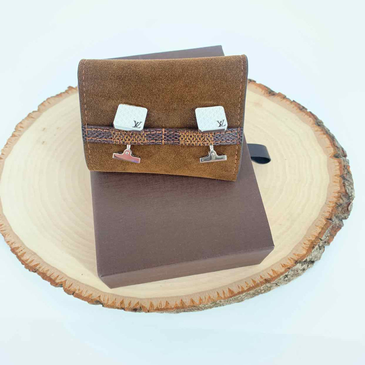 LOUIS VUITTON Silver Cuff Links – Shop Prior Attire