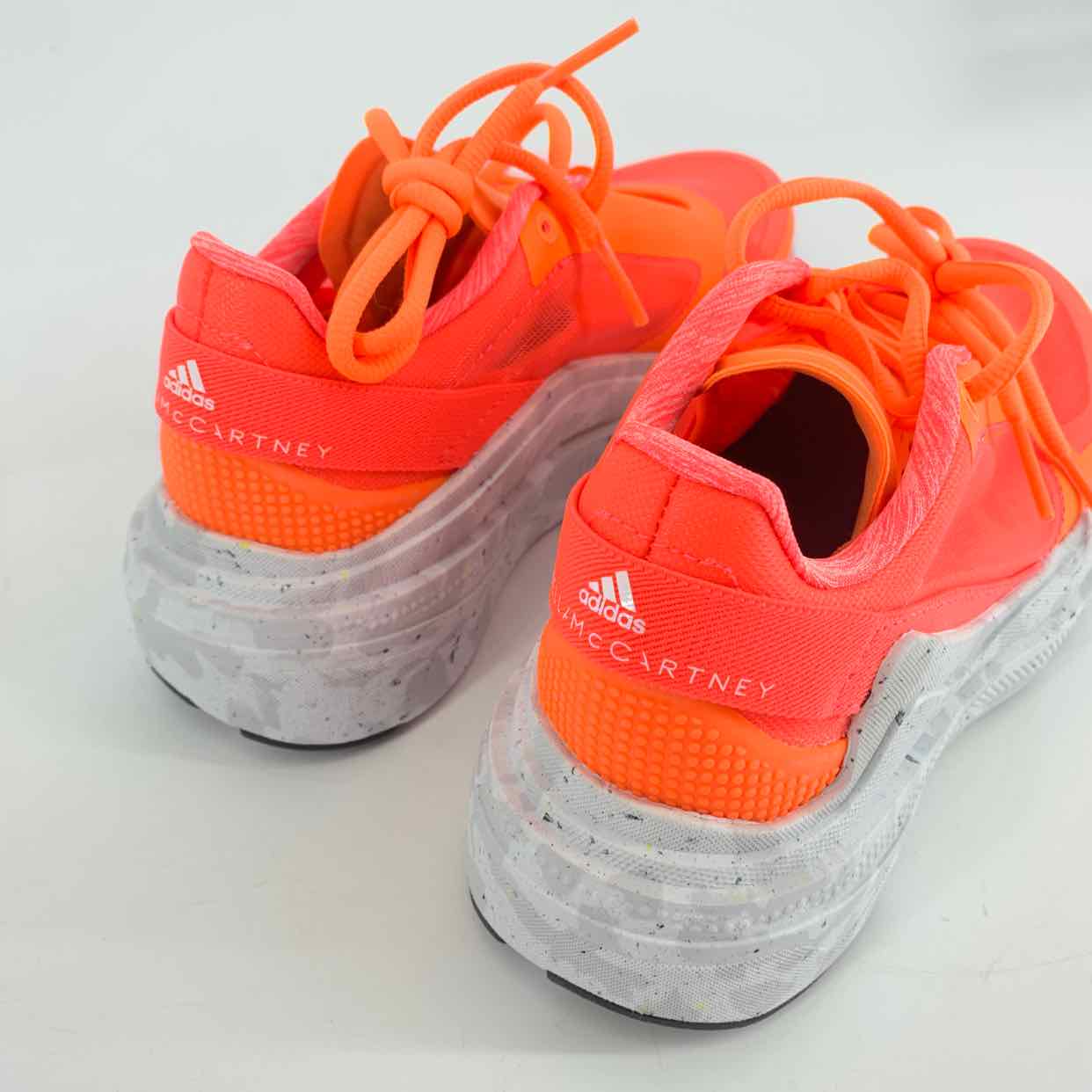 Size 5.5 ADIDAS Coral Orange Sneakers Shop Prior Attire Size 5.5 ADIDAS Coral Orange Sneakers Shop Prior Attire