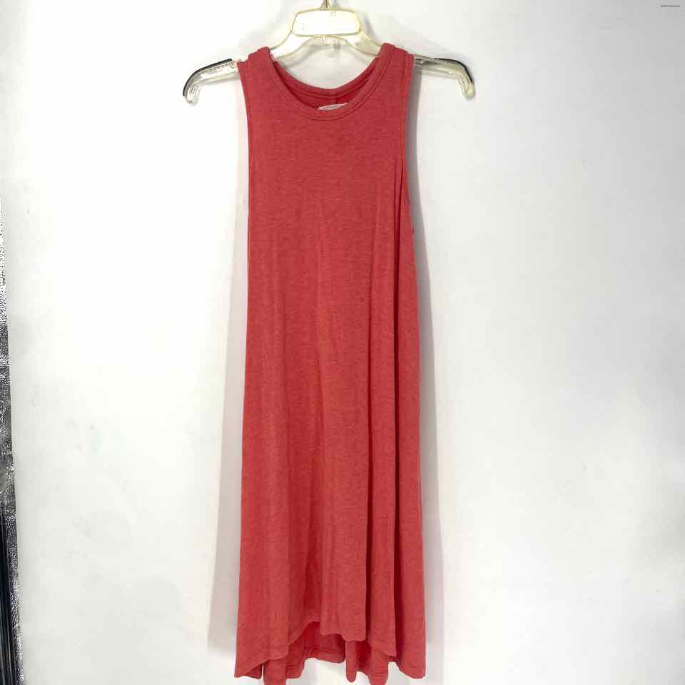 Size X-SMALL LOU & GREY Coral Dress Shop Prior Attire Size X-SMALL LOU & GREY Coral Dress Shop Prior Attire