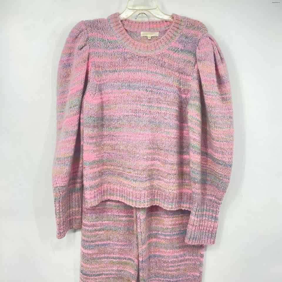 Size X-LARGE Multi-Color Sweater Set