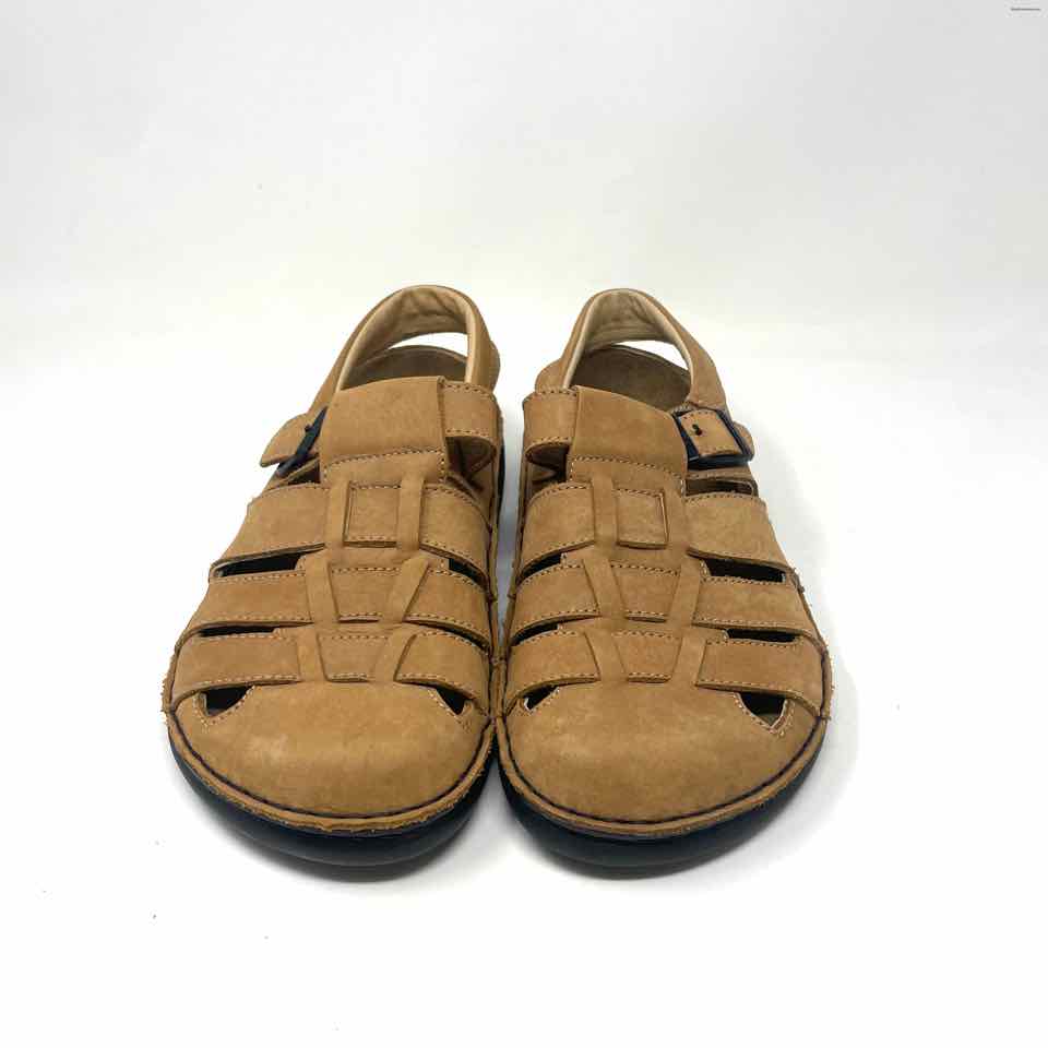 Size 9 BIRKENSTOCK Tan Shoes