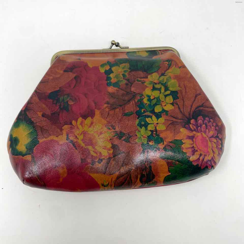 PATRICIA NASH Red Floral Clutch